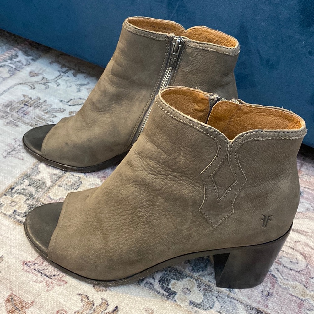 Frye Danica Peep Toe Block Heel Suede Boots